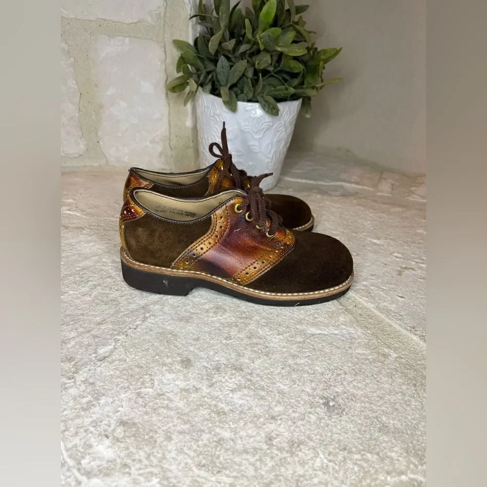 The Red Goose shoes boys oxford sz 10.5